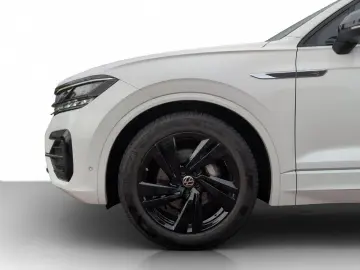VW Touareg 3.0 V6 TDI 4M R-Line AHK STHZG HEADUP PA