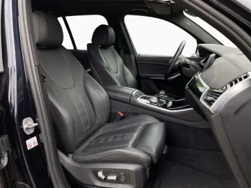 BMW X5 xDrive30d M Sport DA-Pro HUD Standh Pano AHK