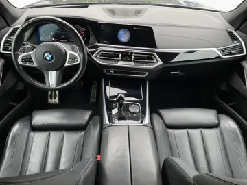 BMW X5 xDrive30d M Sport DA-Pro HUD Standh Pano AHK
