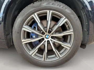 BMW X5 xDrive30d Laser STANDHZ HEAD-UP PANO RFK HIFI