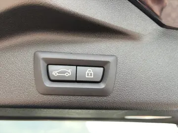 BMW X5 xDrive30d Laser STANDHZ HEAD-UP PANO RFK HIFI