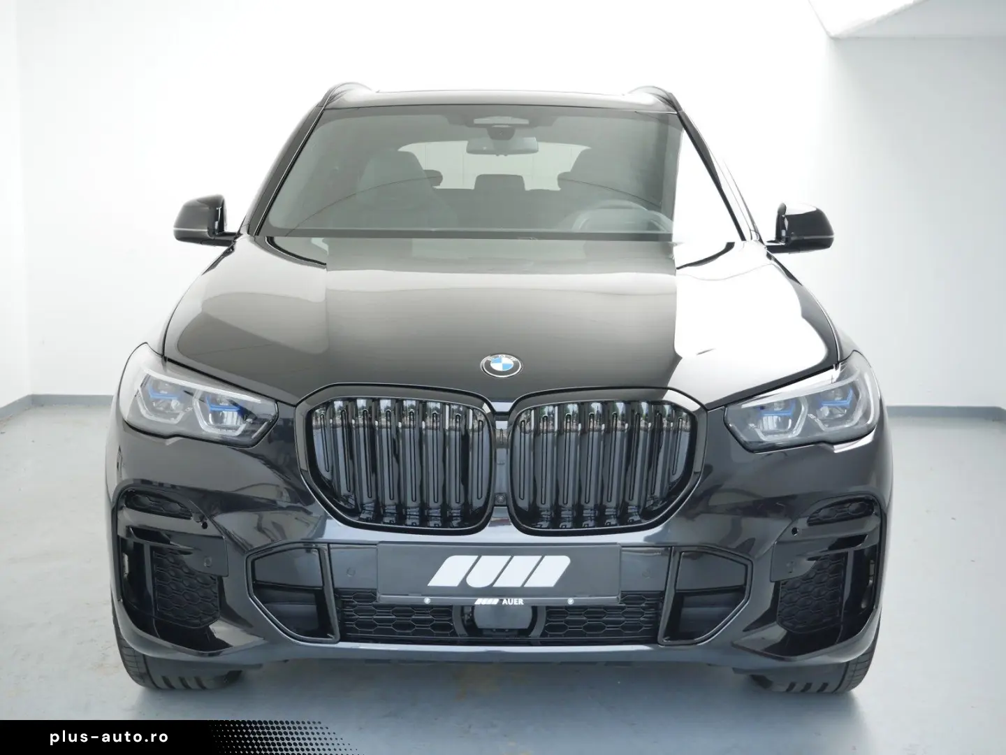 BMW X5 xDrive 30d (M-Sport Navi LED AHK Pano HUD)
