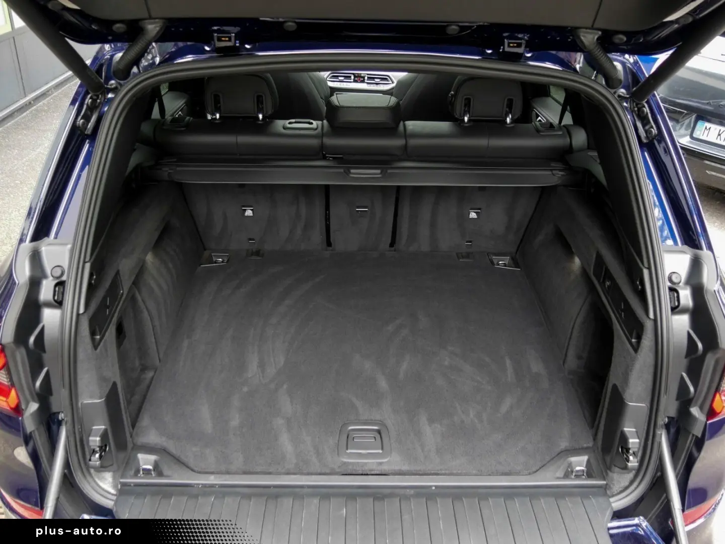 BMW X5 xDrive30d M SPORT AHK PANO HuD H K DA PROF 36
