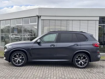 BMW X5 xDrive30d M SPORT  PAN-DACH  AHK  H&K DAB
