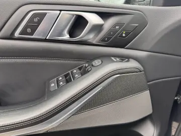 BMW X5 xDrive30d M SPORT  PAN-DACH  AHK  H&K DAB