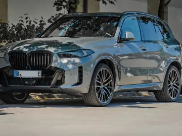 BMW BMW X5 xDrive50e M Sportpaket Pro   Individual M