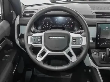 Land Rover Defender 110 3.0D I6 200 CV AWD Auto