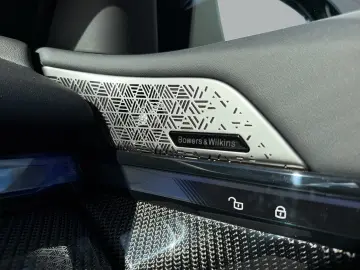 BMW M5 Limousine   360  HEAD-UP MASSAGE