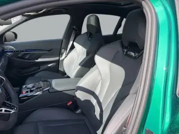 BMW M5 Limousine   360  HEAD-UP MASSAGE