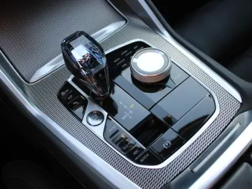 BMW X6 M50i Sky IntAktivL.Sitzbel Mass.Soft ACC AHK
