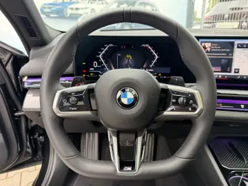 BMW 520i M Sport Pano AHK Adapt.LED h&k DA-Prof PA