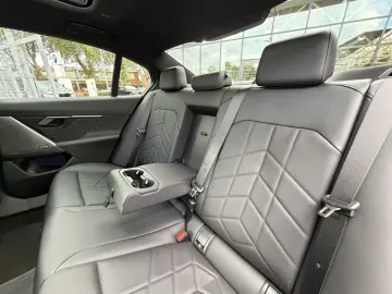 BMW 520i M Sport Pano AHK Adapt.LED h&k DA-Prof PA