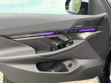 BMW 520i M Sport Pano AHK Adapt.LED h&k DA-Prof PA