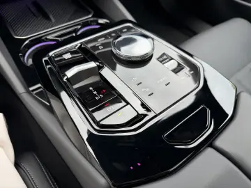BMW 520i M Sport Pano AHK Adapt.LED h&k DA-Prof PA