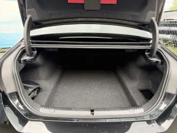 BMW 520i M Sport Pano AHK Adapt.LED h&k DA-Prof PA