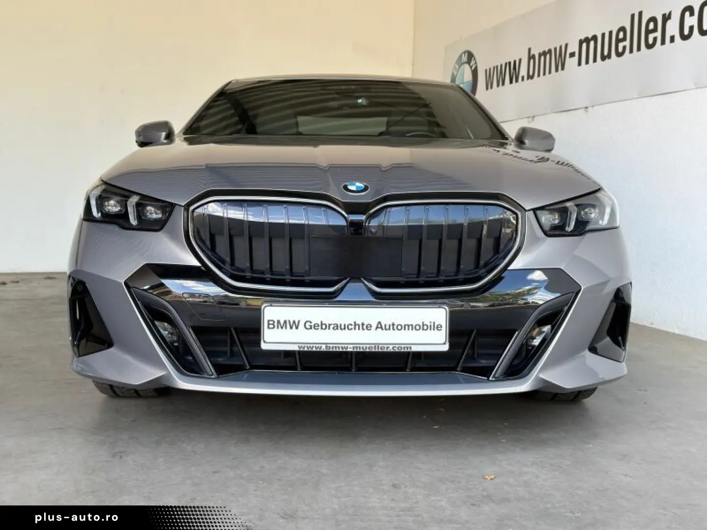 BMW 520d M Sport PRO AHK LED  360CAM B&W LHZ iGlow