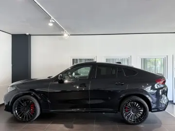 BMW X6 M Competition  Garantie-B&W-Pano-23  Hamann