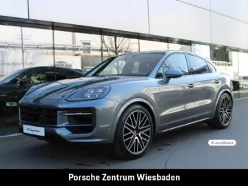 Porsche CayenneE-Hybrid Coupe Black Edition