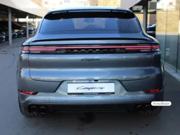 Porsche CayenneE-Hybrid Coupe Black Edition