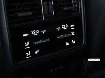 Porsche CayenneE-Hybrid Coupe Black Edition