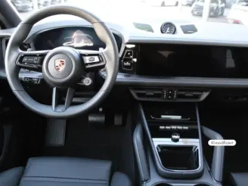 Porsche CayenneE-Hybrid Coupe Black Edition