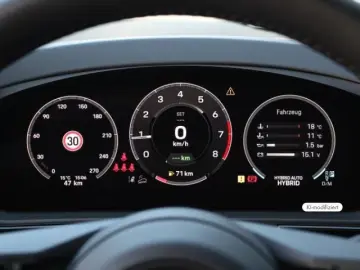 Porsche CayenneE-Hybrid Coupe Black Edition