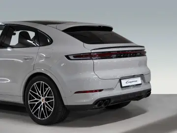PORSCHE Cayenne E-Hybrid Coupe Black Edition