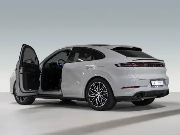 PORSCHE Cayenne E-Hybrid Coupe Black Edition