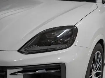 PORSCHE Cayenne E-Hybrid Coupe Black Edition