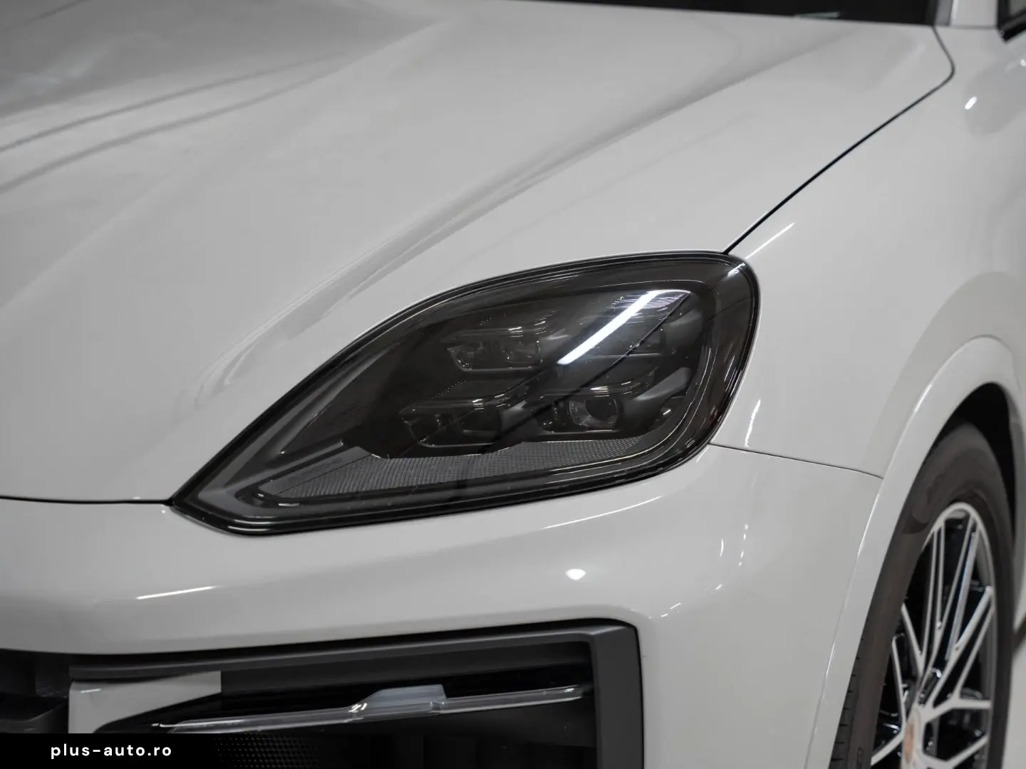 PORSCHE Cayenne E-Hybrid Coupe Black Edition