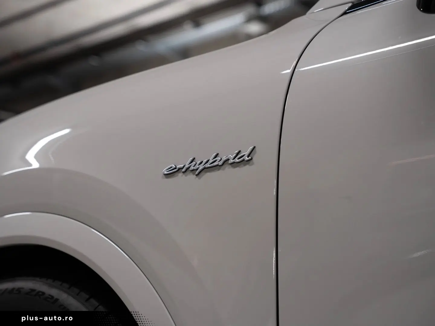 PORSCHE Cayenne E-Hybrid Coupe Black Edition