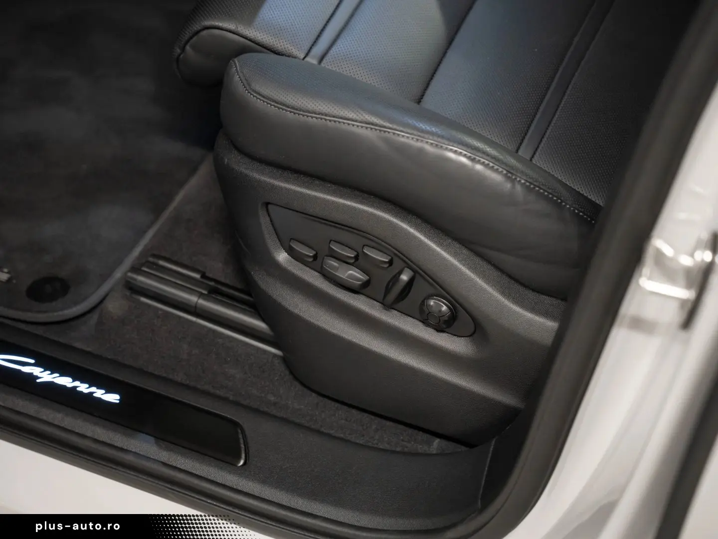 PORSCHE Cayenne E-Hybrid Coupe Black Edition