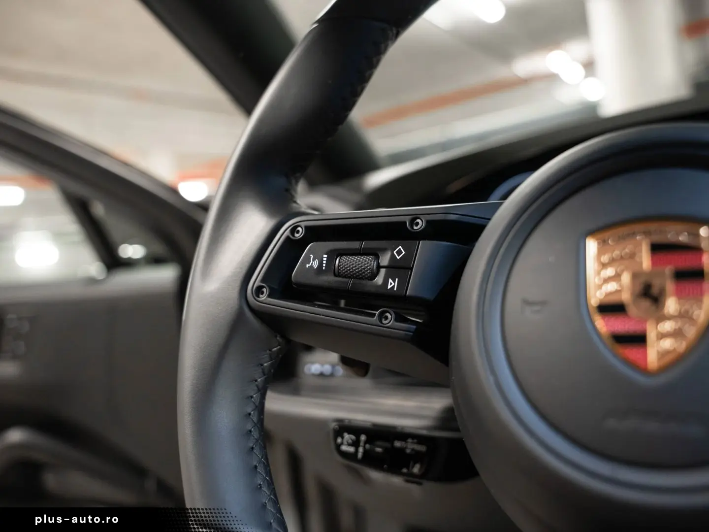 PORSCHE Cayenne E-Hybrid Coupe Black Edition
