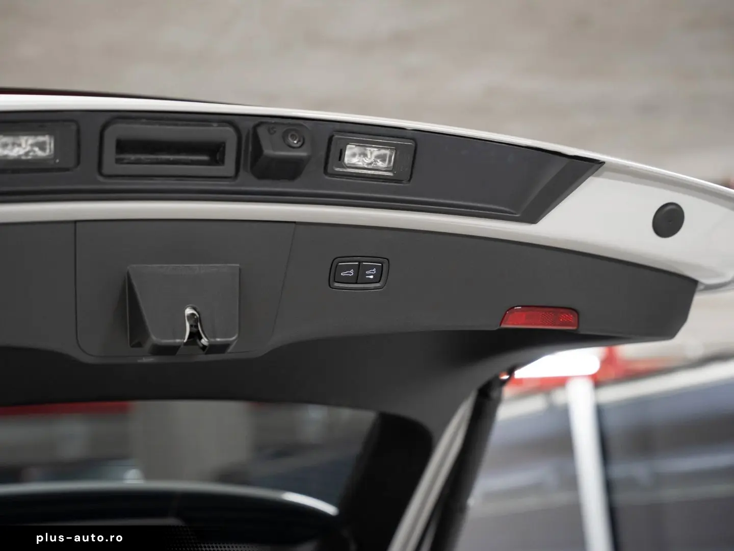 PORSCHE Cayenne E-Hybrid Coupe Black Edition