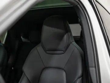 PORSCHE Cayenne E-Hybrid Coupe Black Edition