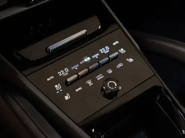 PORSCHE Cayenne E-Hybrid Coupe Black Edition