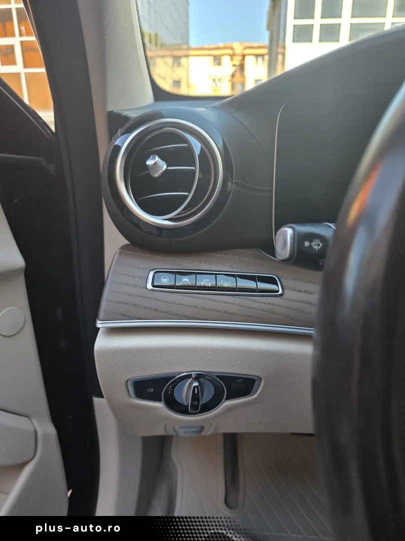 Mercedes-Benz E 220 4matic