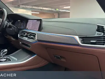 BMW X5 xDr45e MSpo Massage Ventilation 360 DAProf H&K