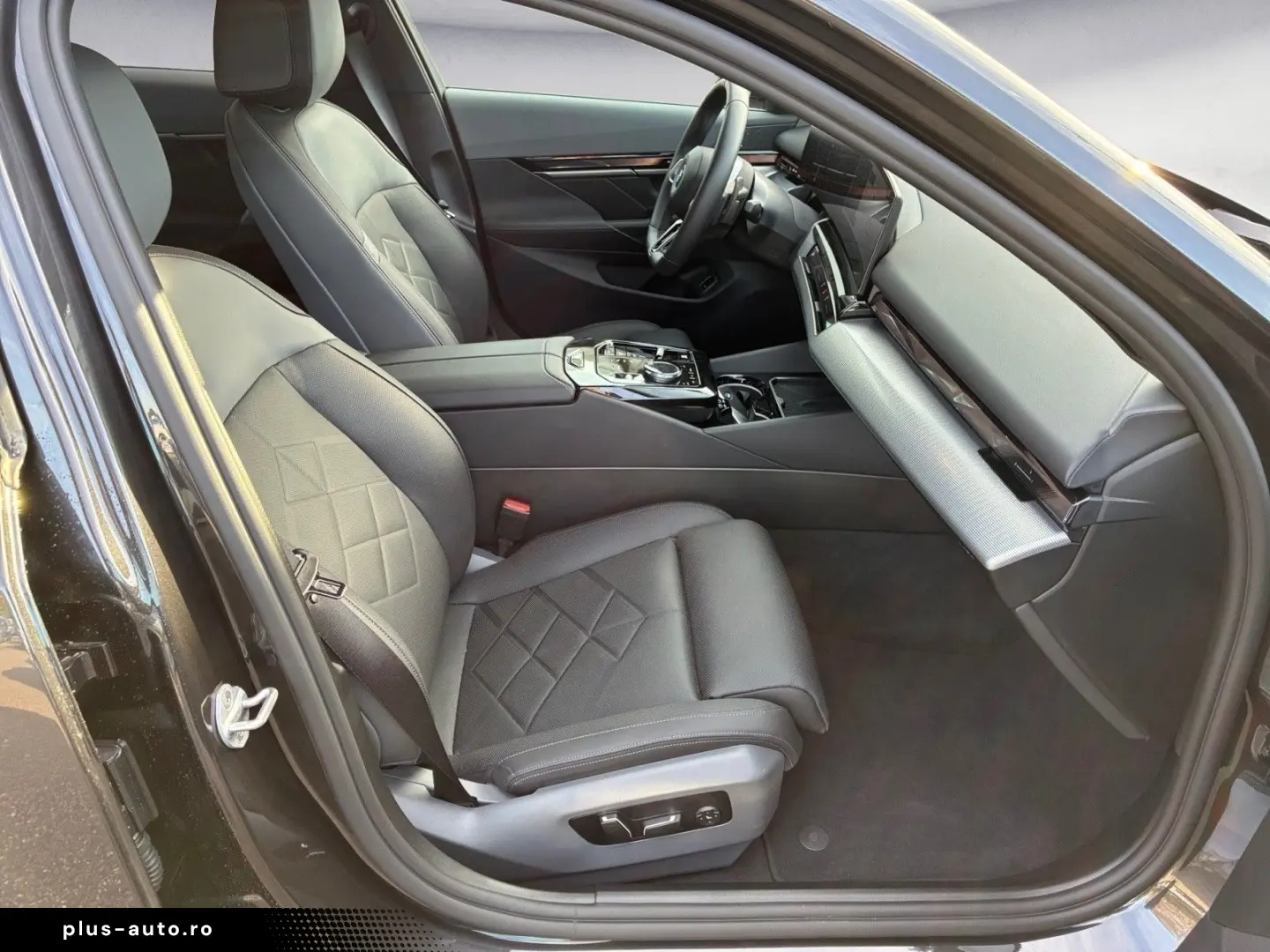 BMW 520d xDrive M SPORT Driving Assistant Pro harman