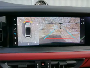 Porsche Cayenne Coupe E-Hybrid Black Edition RED BLACK