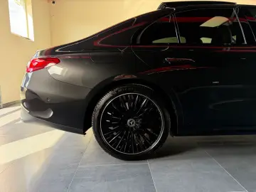MERCEDES-BENZ E 450 4Matic Limo AMG Line Premium Plus VOLL
