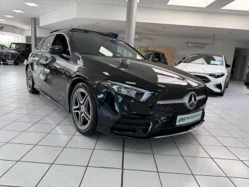 MERCEDES-BENZ A 250 4Matic AMG LEDER LED PANO BURMESTER