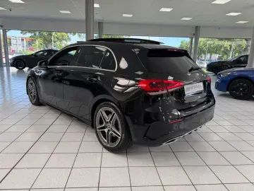 MERCEDES-BENZ A 250 4Matic AMG LEDER LED PANO BURMESTER