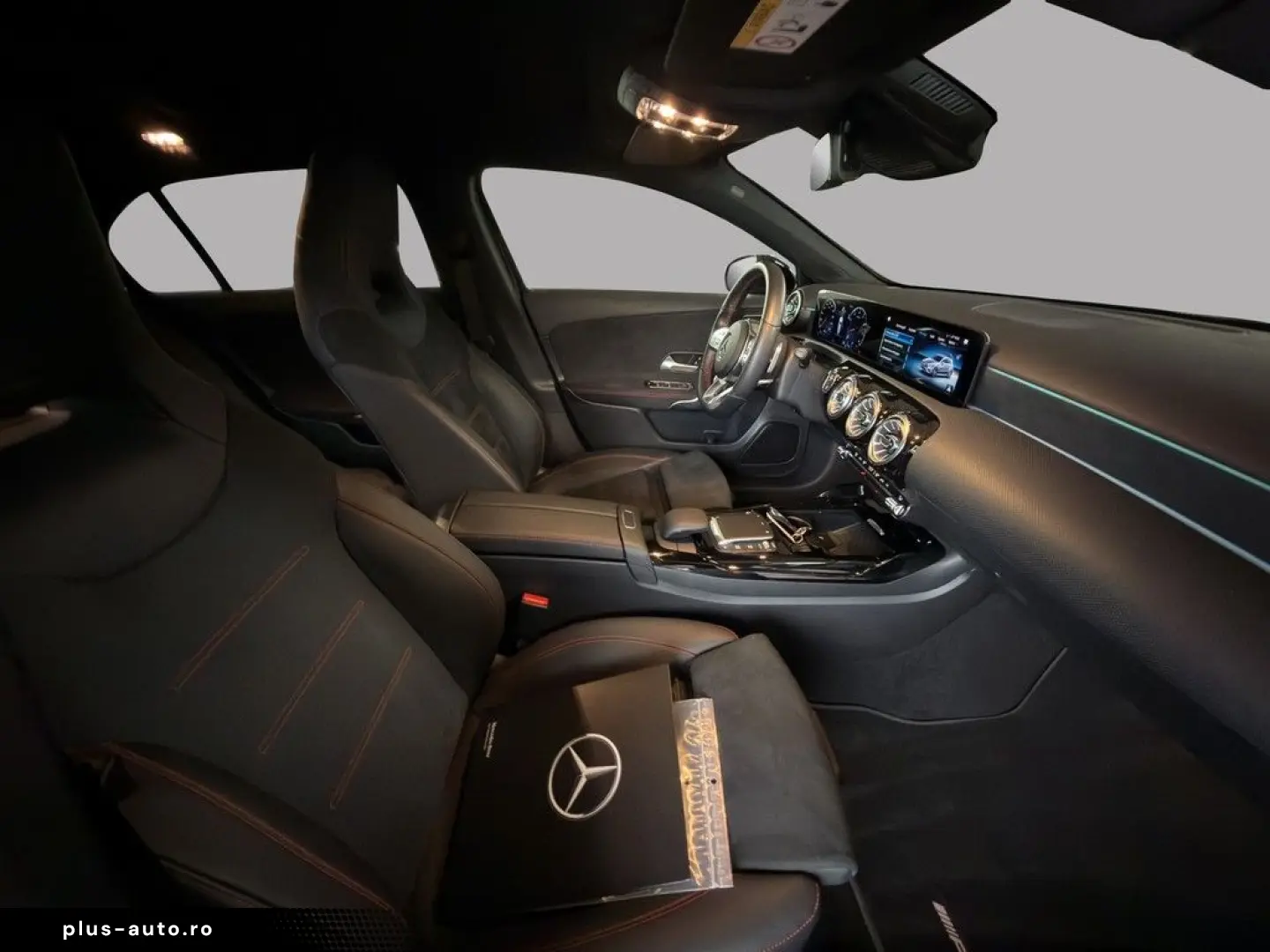 MERCEDES-BENZ A35 AMG 4Matic Panoramadach