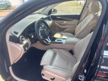 MERCEDES-BENZ GLC 200d 4Matic