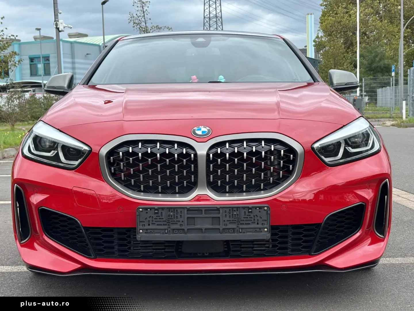 BMW M135 i X DRIVE INDIWIDUAL HEAD UP LED GARANTIE