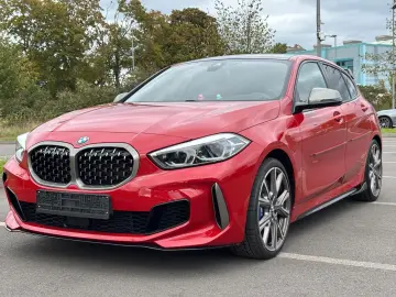 BMW M135 i X DRIVE INDIWIDUAL HEAD UP LED
