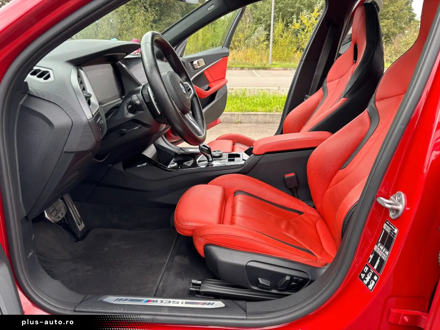 BMW M135 i X DRIVE INDIWIDUAL HEAD UP LED