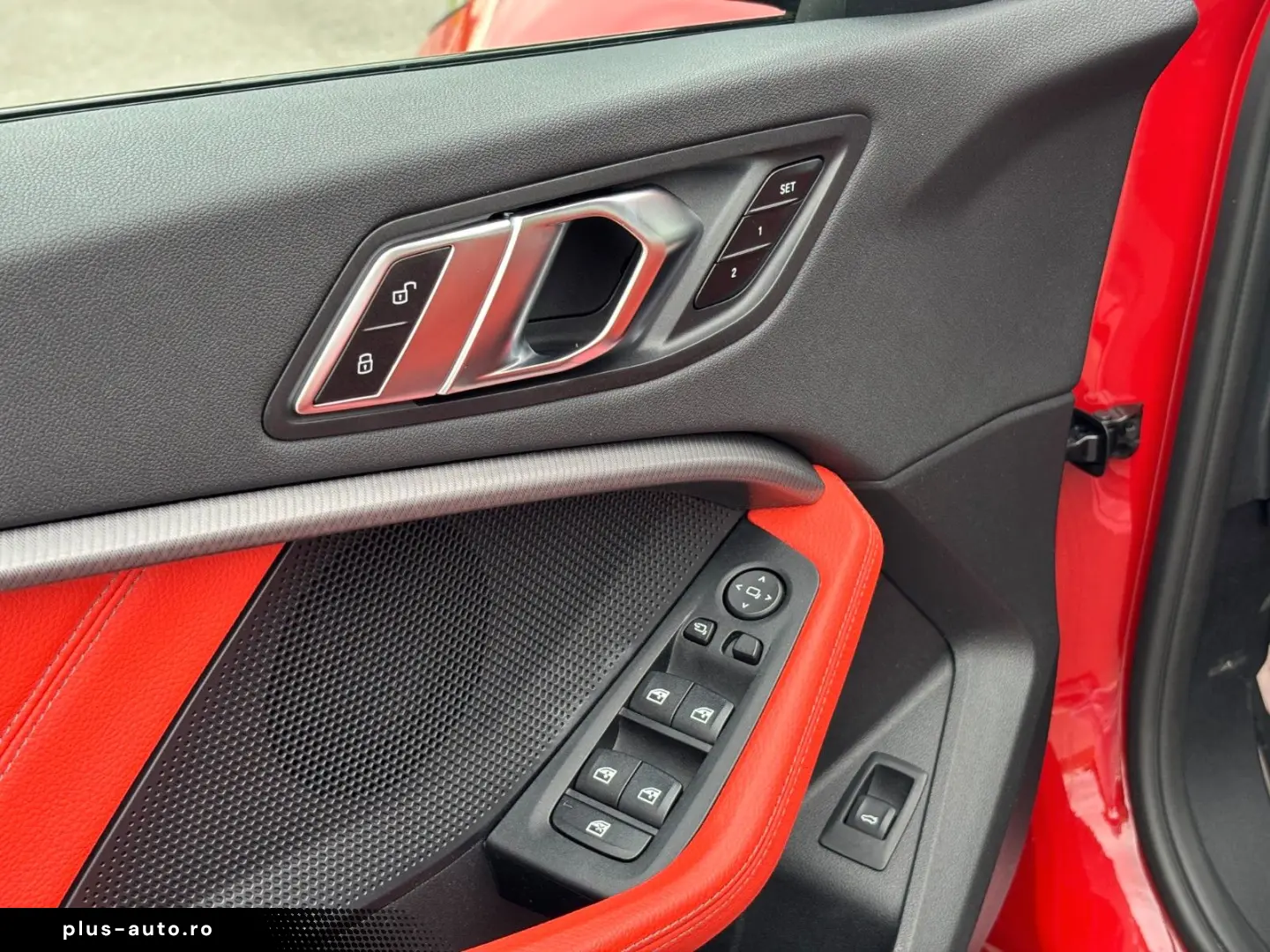 BMW M135 i X DRIVE INDIWIDUAL HEAD UP LED