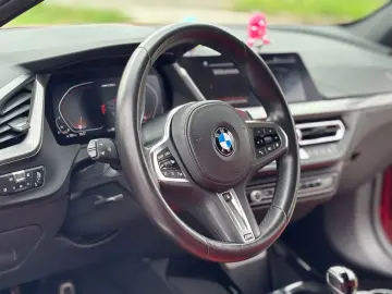 BMW M135 i X DRIVE INDIWIDUAL HEAD UP LED